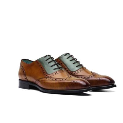 Made in Italy men's two-tone leather brogue shoes for resellers