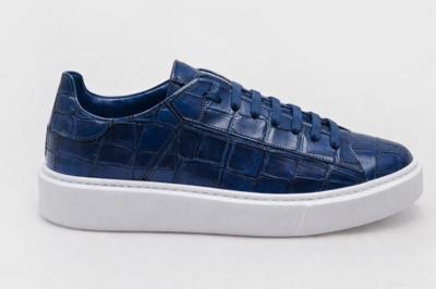 Sneakers blu in pelle made in Italy per rivenditori, all'ingrosso