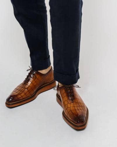 ALESSANDRO COLLECTION - Elegant Croc Leather Shoes