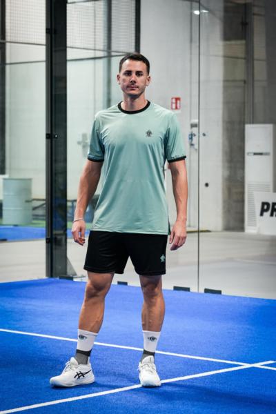Italian sportswear t-shirt and shorts for resellers