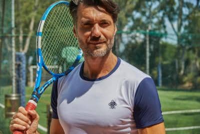 BRESSAN FASHION GROUP - Camiseta Ativa de Tênis 