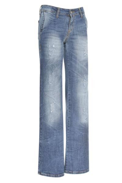 B. WHICH - Jeans anchos 