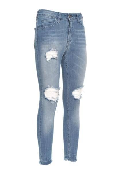 B. WHICH - Узкие джинсы 