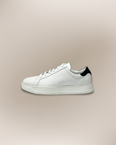 White leather Italian sneakers for resellers, wholesale quality