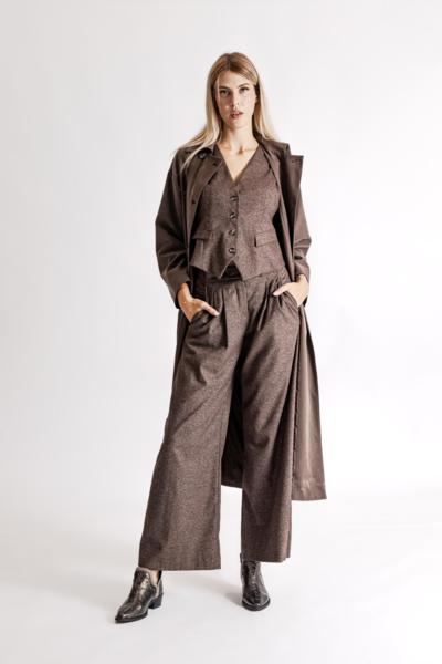 Traje marrón de lana para mujer Made in Italy para distribuidores