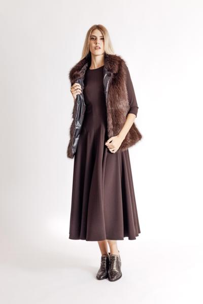 Chaleco de piel marrón italiano para revendedores