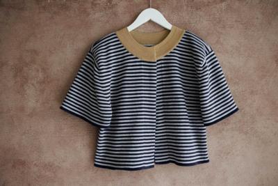 Maglione corto a righe italiano per rivenditori