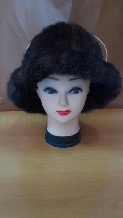 COSE BELLE - Элегантная норковая шапка 