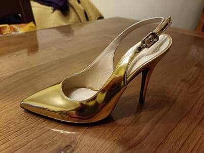 PAOLO D'ADDARIO - Золотые туфли-лодочки на шпильке 