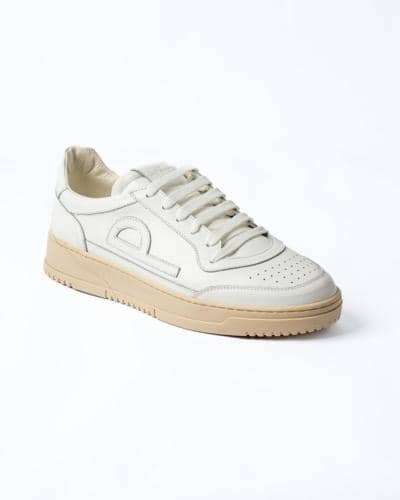 Made in Italy leather sneakers for resellers.