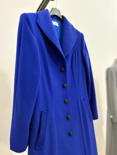 Cappotto blu in lana Made in Italy per rivenditori
