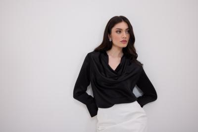 ELEANOR NITTI - Camicetta di seta nera drappeggiata 