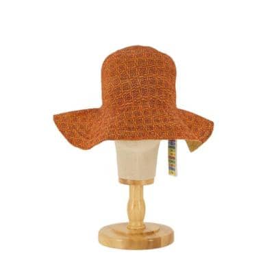 AXIS - Стильная вязаная шапка 