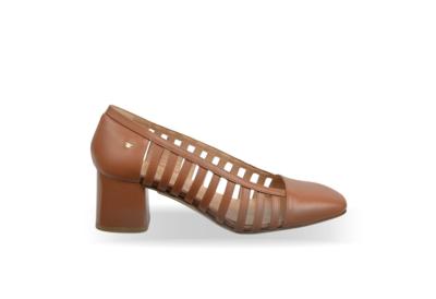 Italian leather brown block heel shoe for resellers
