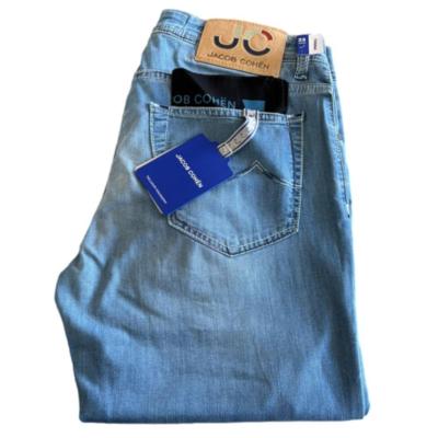 Jeans azul claro Jacob Cohen italianos para distribuidores