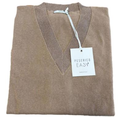 Suéter en V hecho en Italia para revendedores al por mayor