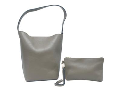 Italian leather bucket bag and pouch for resellers