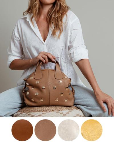 Итальянская кожаная сумка с золотыми заклепками для продавцов