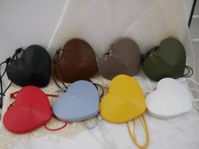 Bolsos de piel en forma de corazón para revendedores italiano
