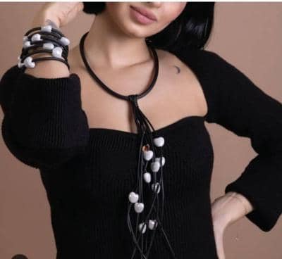 Stylish Italian jewelry set for resellers