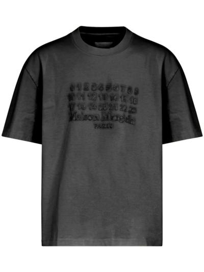 Black Maison Margiela t-shirt for resellers Italian manufacturer