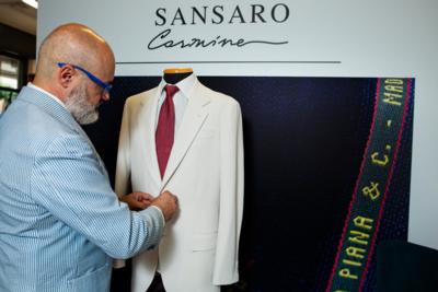 Abito bianco uomo Made in Italy per rivenditori