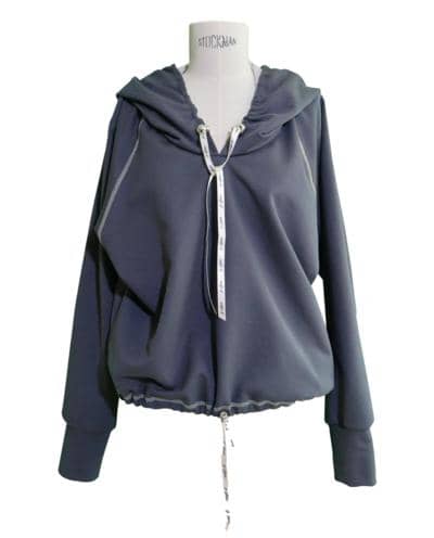 Y-GLAM - Sudadera con capucha urbana elegante 